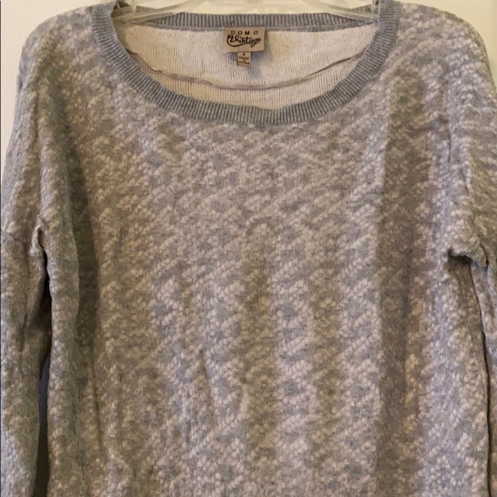 💥3 for $10💥 Women’s size Small Sweater Como Vintage